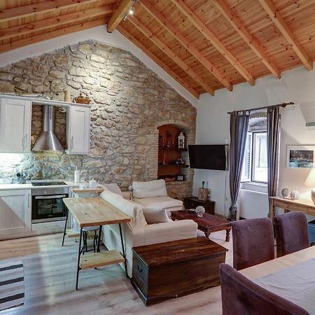 Luminous 2Bd Stone Apt In The Alleys Of Corfu Town Extérieur photo