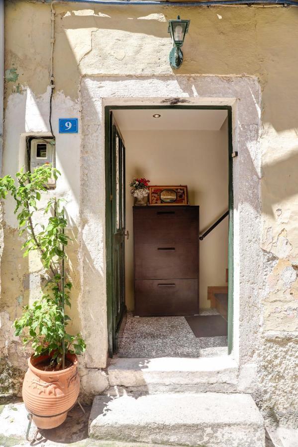 Luminous 2Bd Stone Apt In The Alleys Of Corfu Town Extérieur photo
