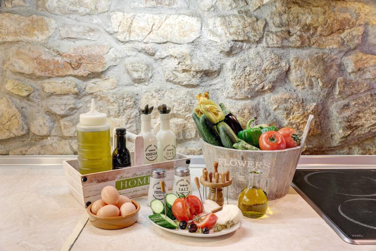 Luminous 2Bd Stone Apt In The Alleys Of Corfu Town Extérieur photo